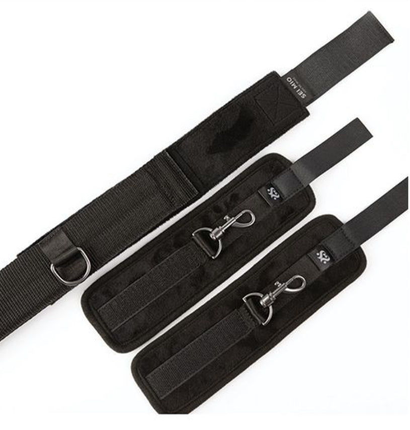 Spreader Bar with Cuffs