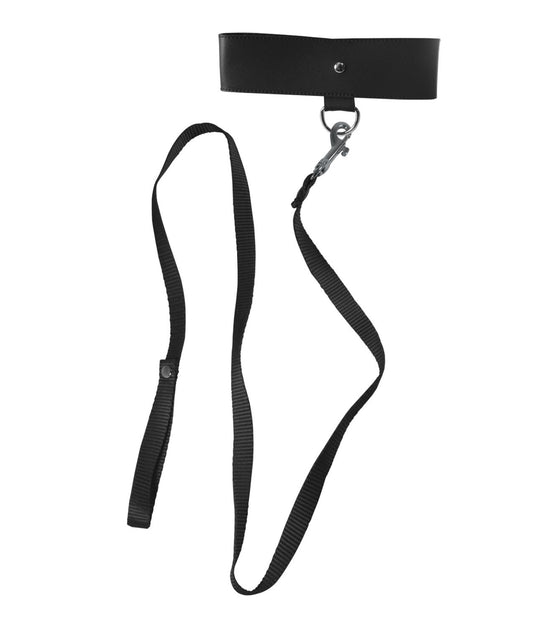 Leash Me, Collar