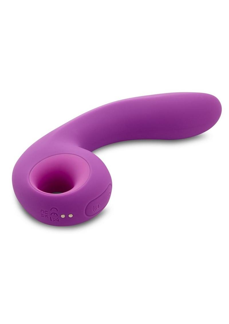 Raine Tapping Vibe
